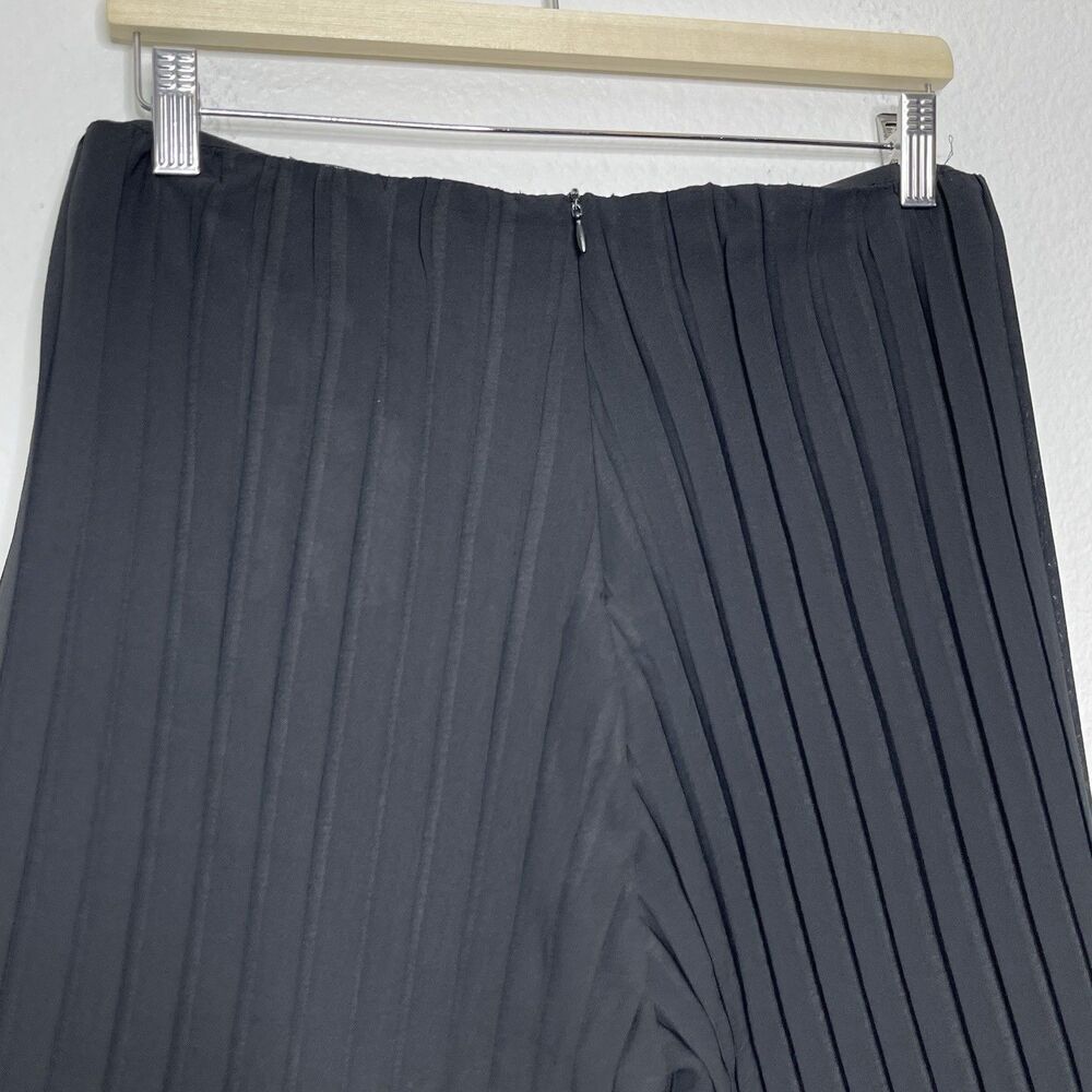 NEW Zara Black Pleated Pants Medium Straight Leg Flowy High Rise Elevated Casual